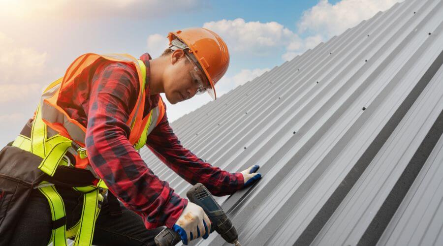 Expert new roof installation services in Astoria, SD